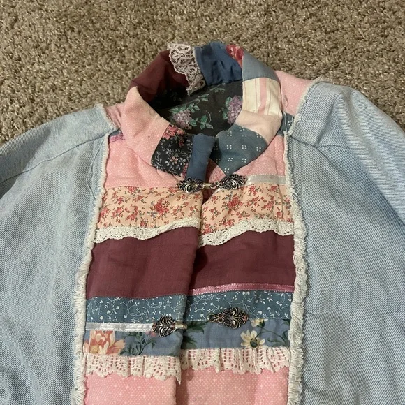 Levi's Multicolor Patchwork Upcycled Denim Jacket Lace SilverTab Women's OneSize - Picture 2 of 15